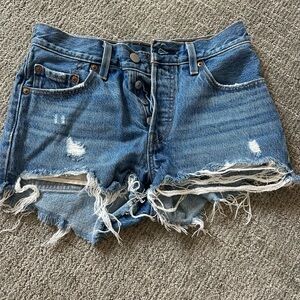 Levi’s shorts